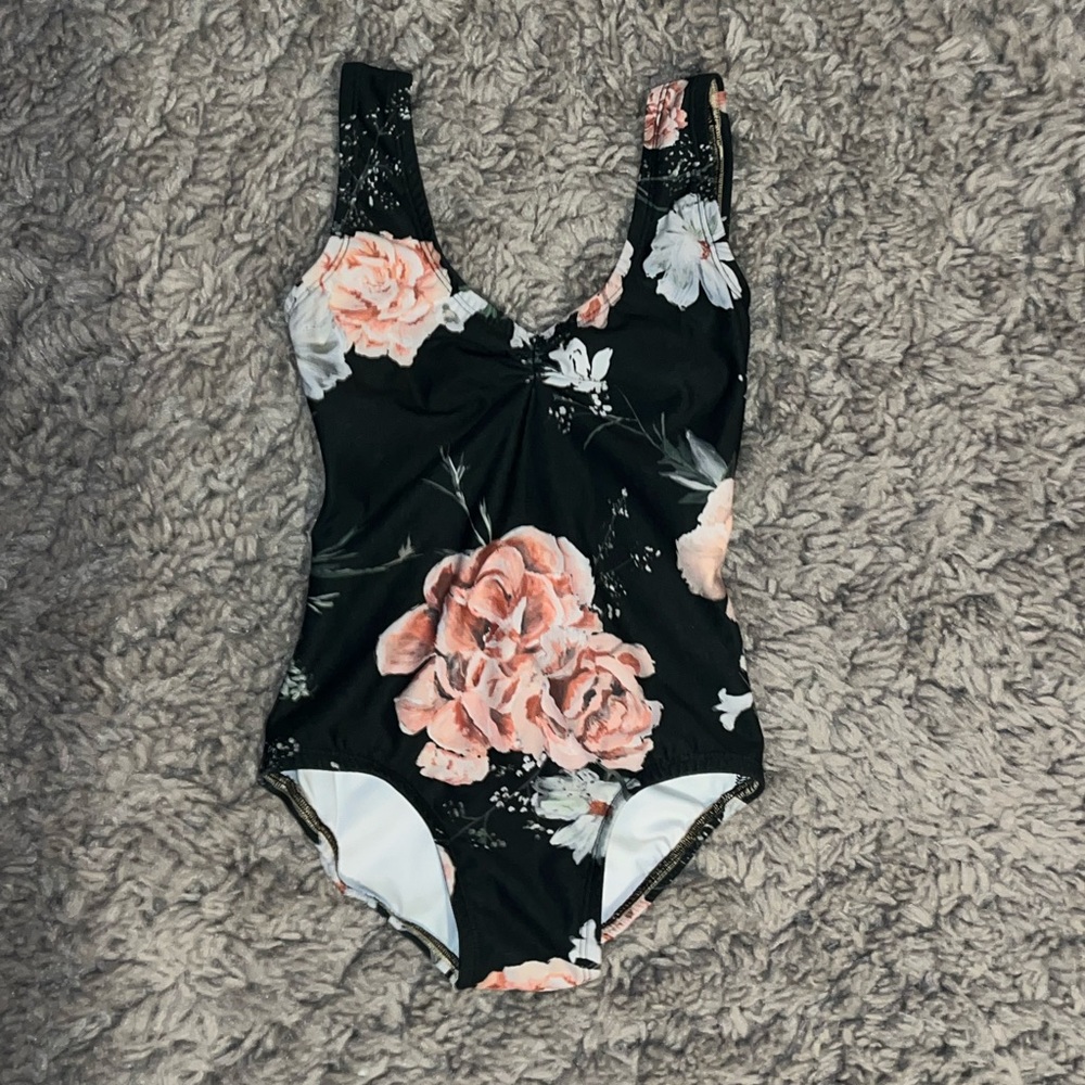 LuckyLeo leotard - Costume Order